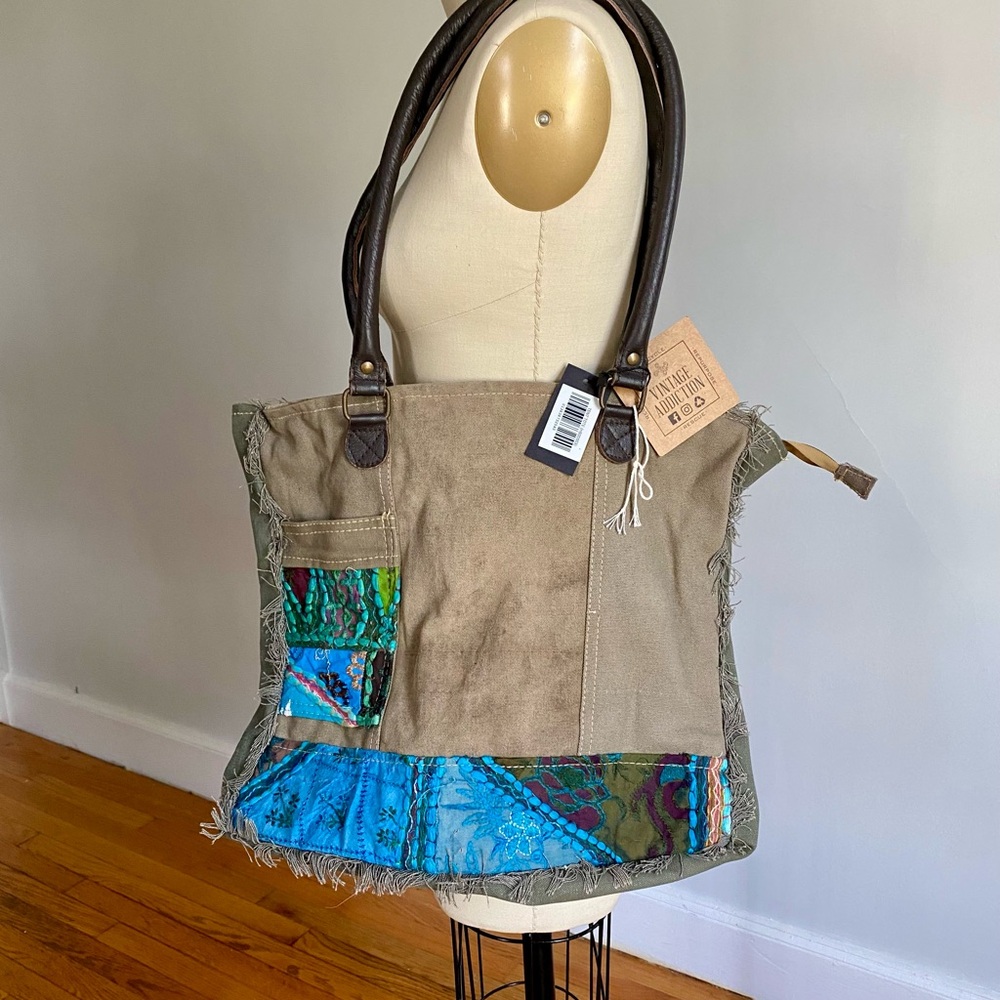 Vintage Addiction | Patchwork Canvas Zip-Top Tote Bag | NWT